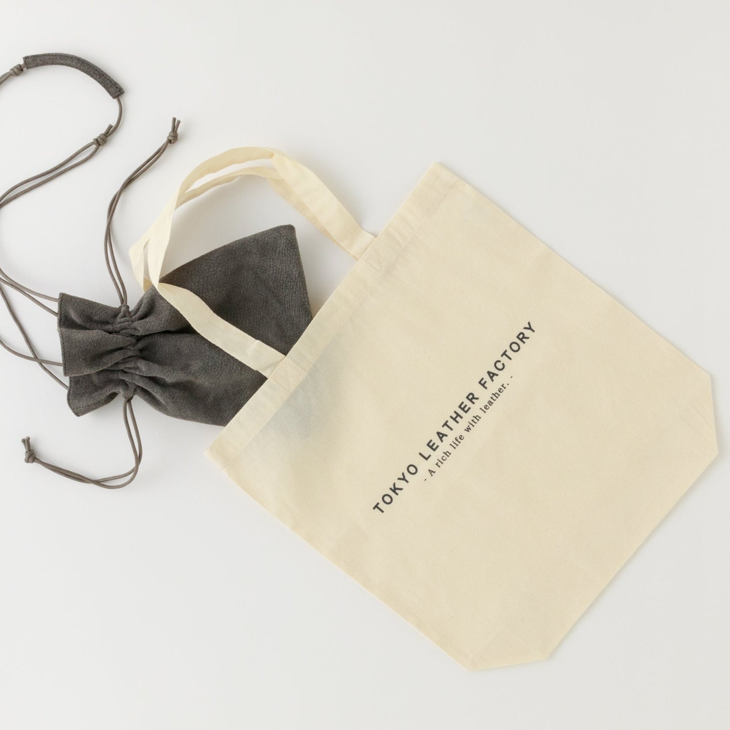 洗える革の巾着型サコッシュ|Washable Wring Sacoche【トウキョウレザーファクトリー】