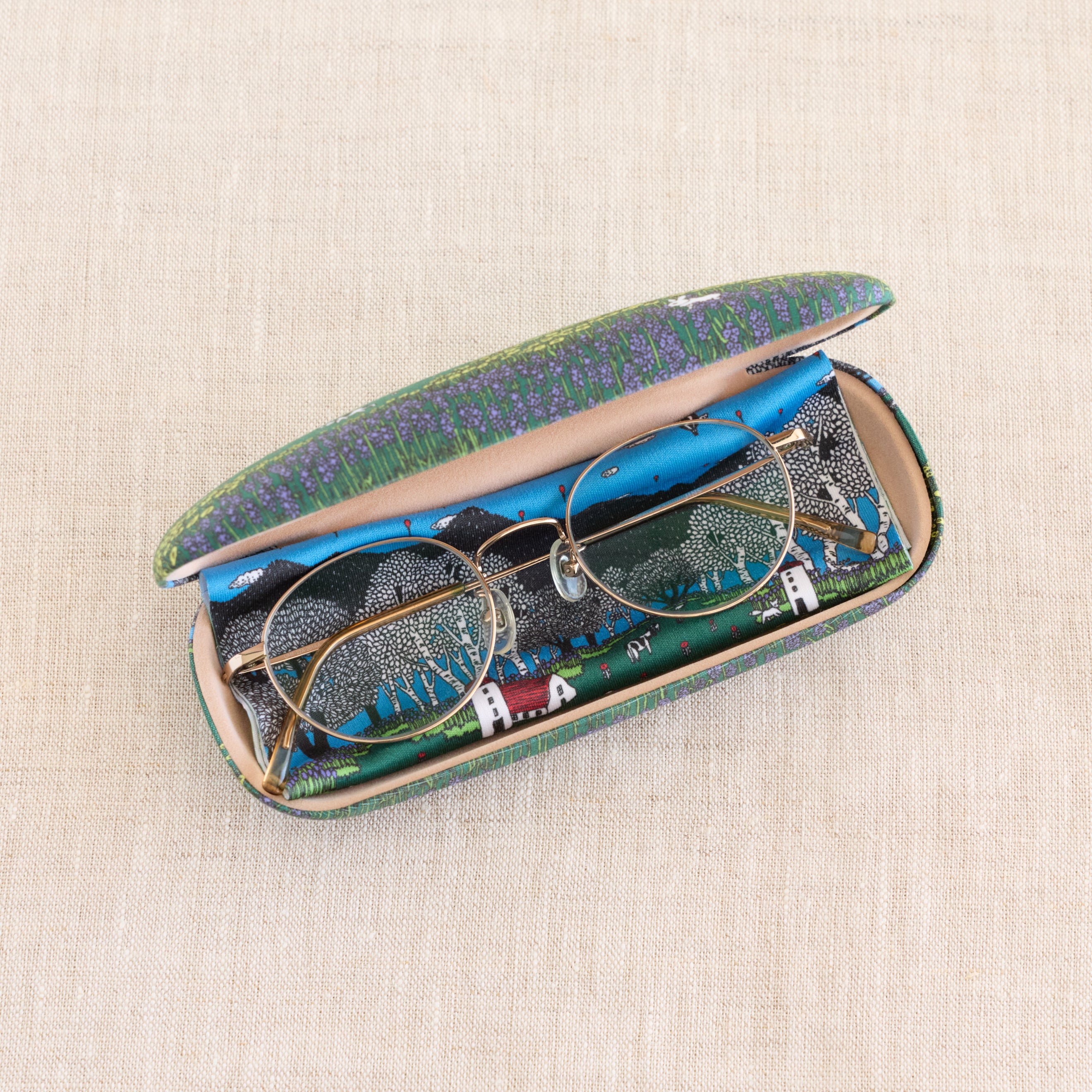 北海道・美瑛柄｜ メガネケース【marble SUD】 – ことりっぷオンライン