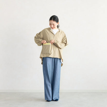 旅のアイデアを詰め込んだ撥水・ＵＶカットほのかわフーディーブルゾン【フェリシモ×ことりっぷ】