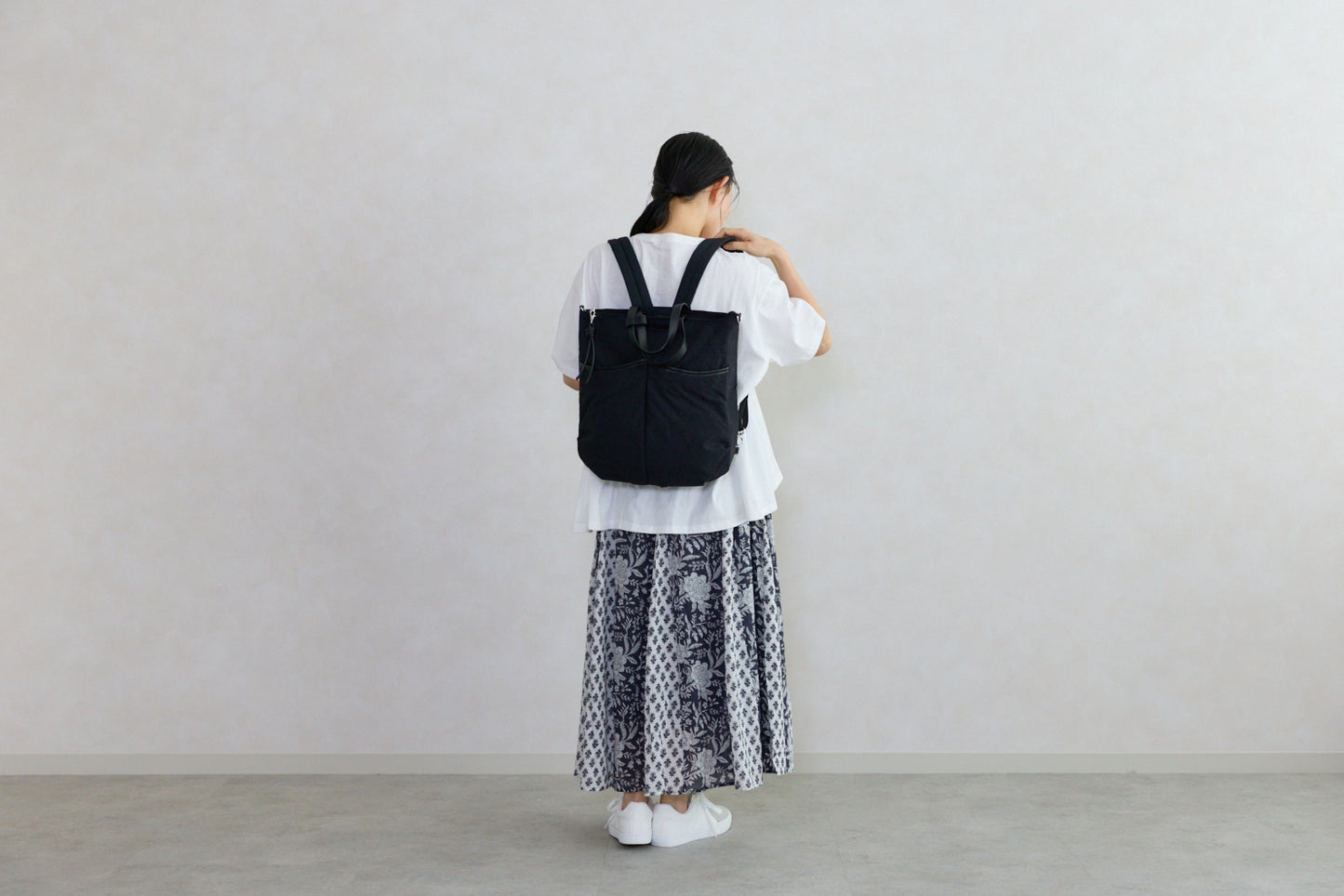 リュックにもなる軽やか3WAYバッグ【フェリシモ×ことりっぷ】