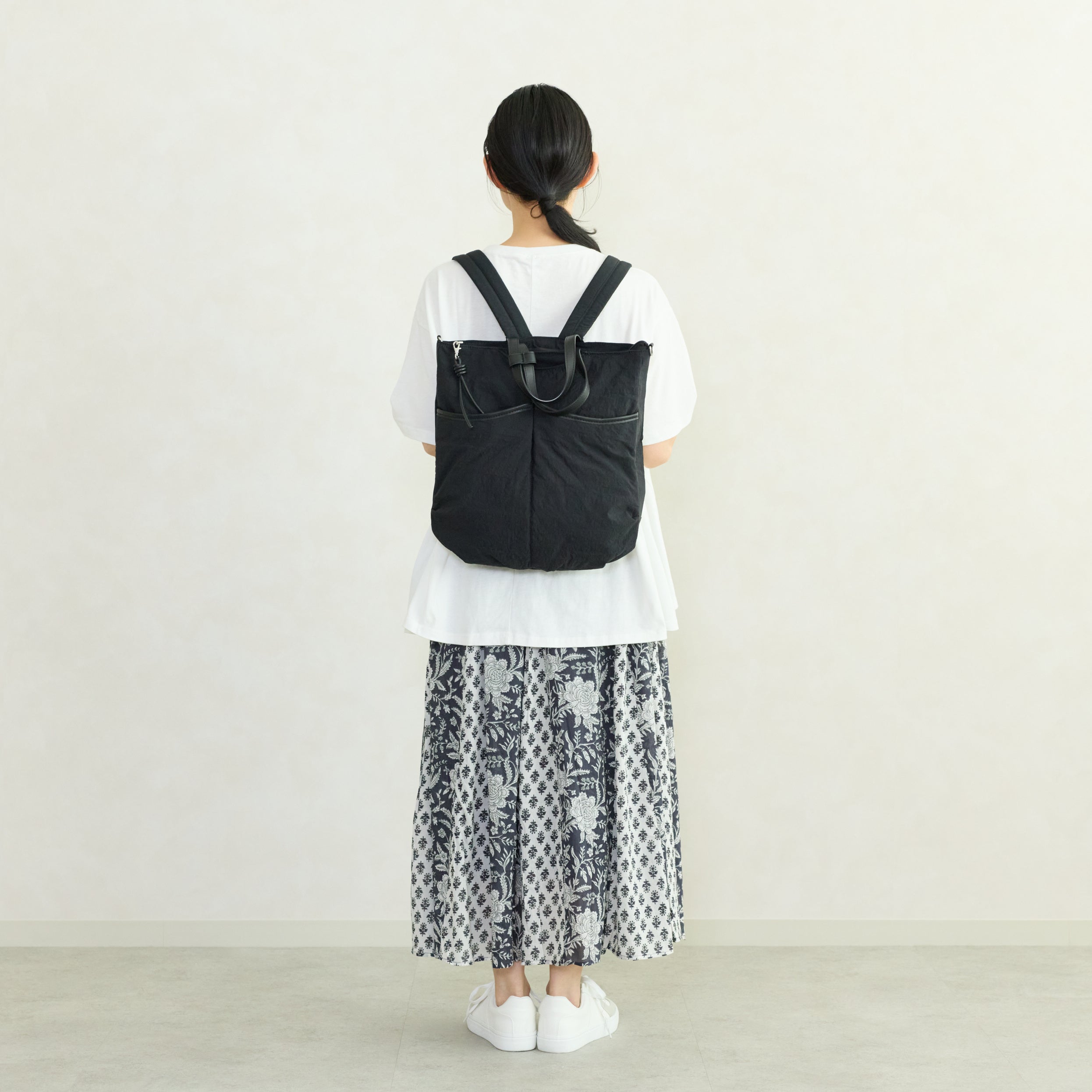 リュックにもなる軽やか3WAYバッグ【フェリシモ×ことりっぷ】 – ことり