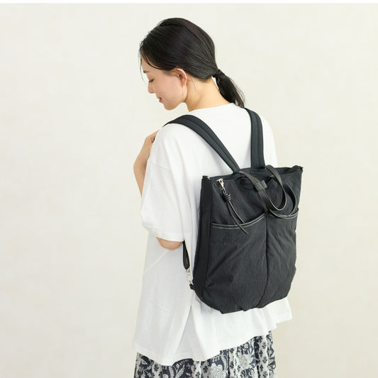 リュックにもなる軽やか3WAYバッグ【フェリシモ×ことりっぷ】