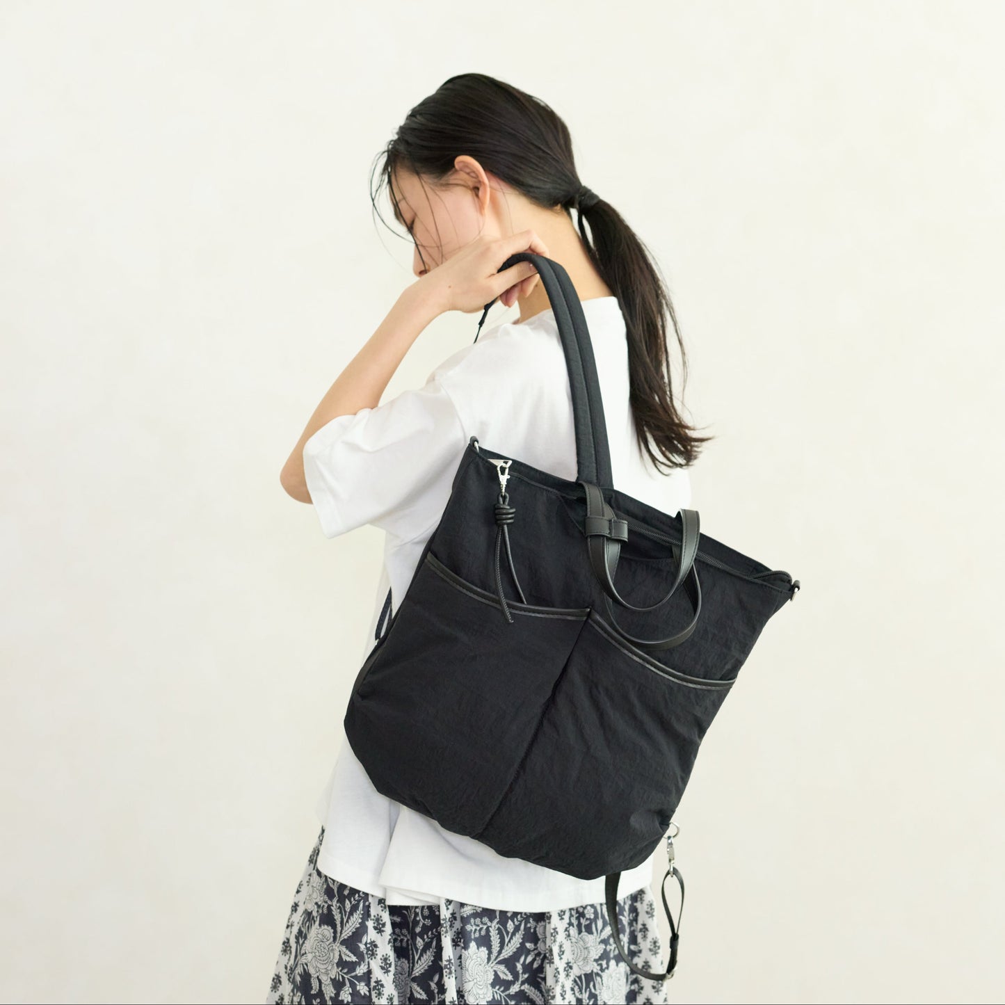 リュックにもなる軽やか3WAYバッグ【フェリシモ×ことりっぷ】