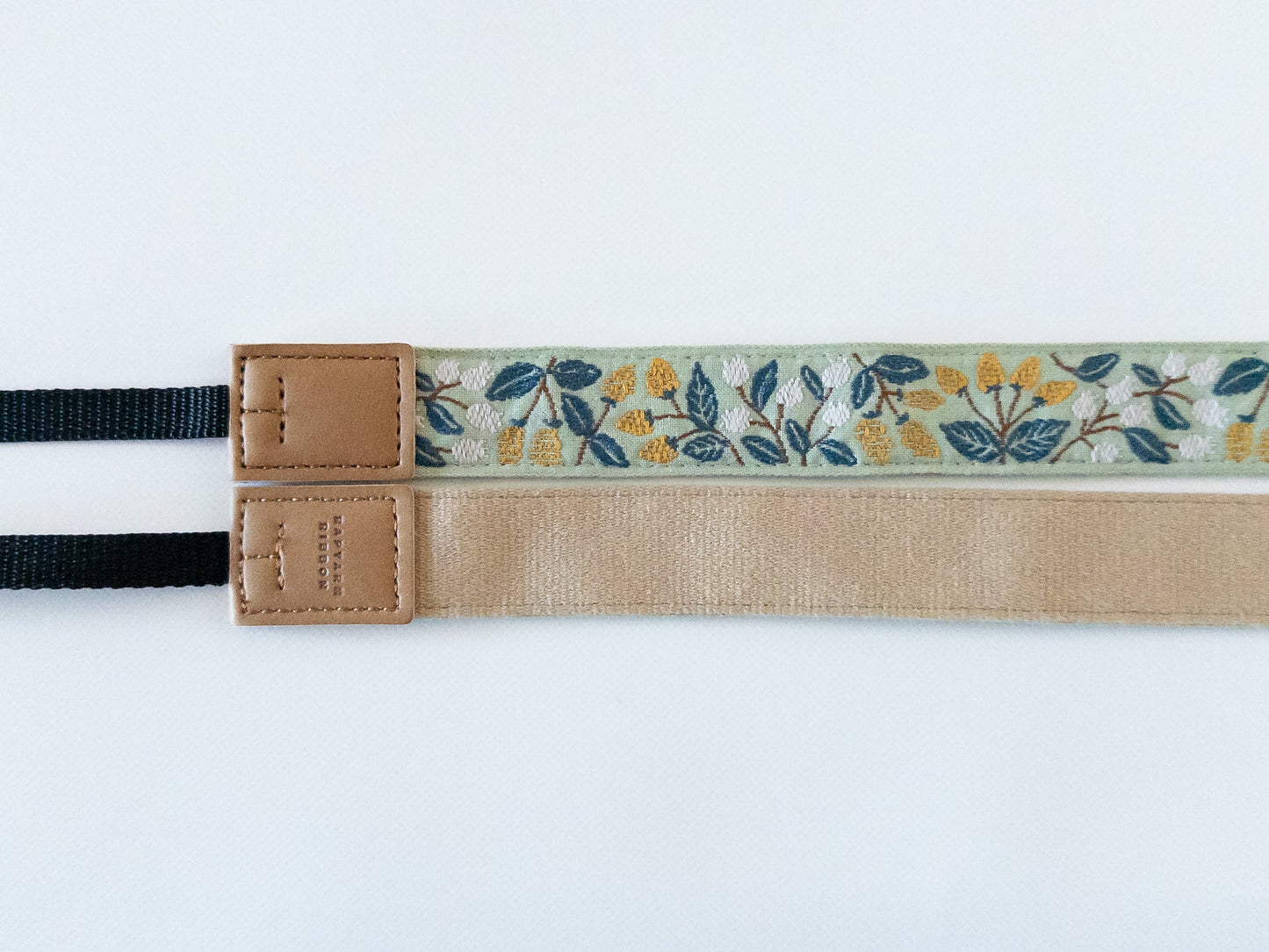 チロルリボンのカメラストラップ【レピヤンリボン】