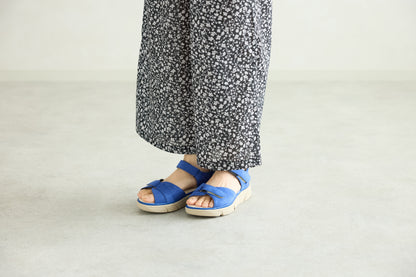 幅が調整できる厚底ストラップサンダル【ことりっぷ×クロールバリエ】