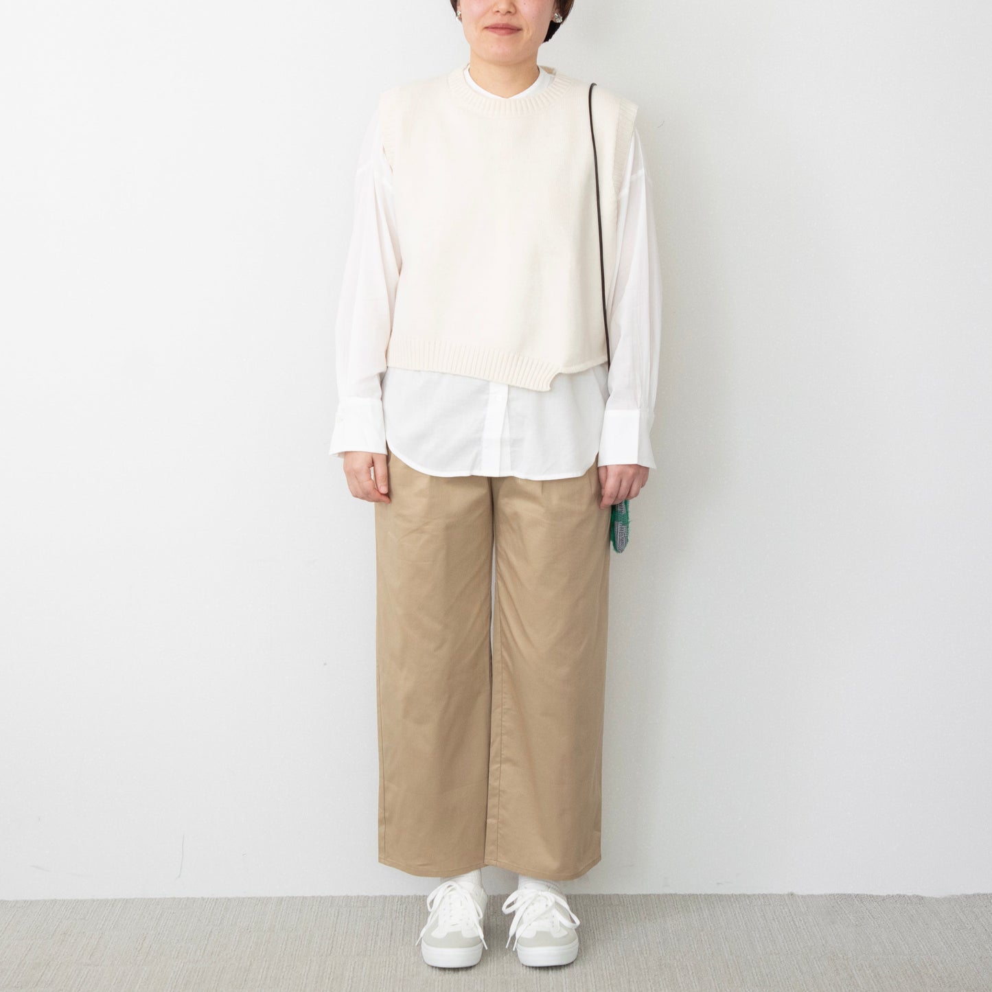 キレイNANOタックワイドチノパンツ