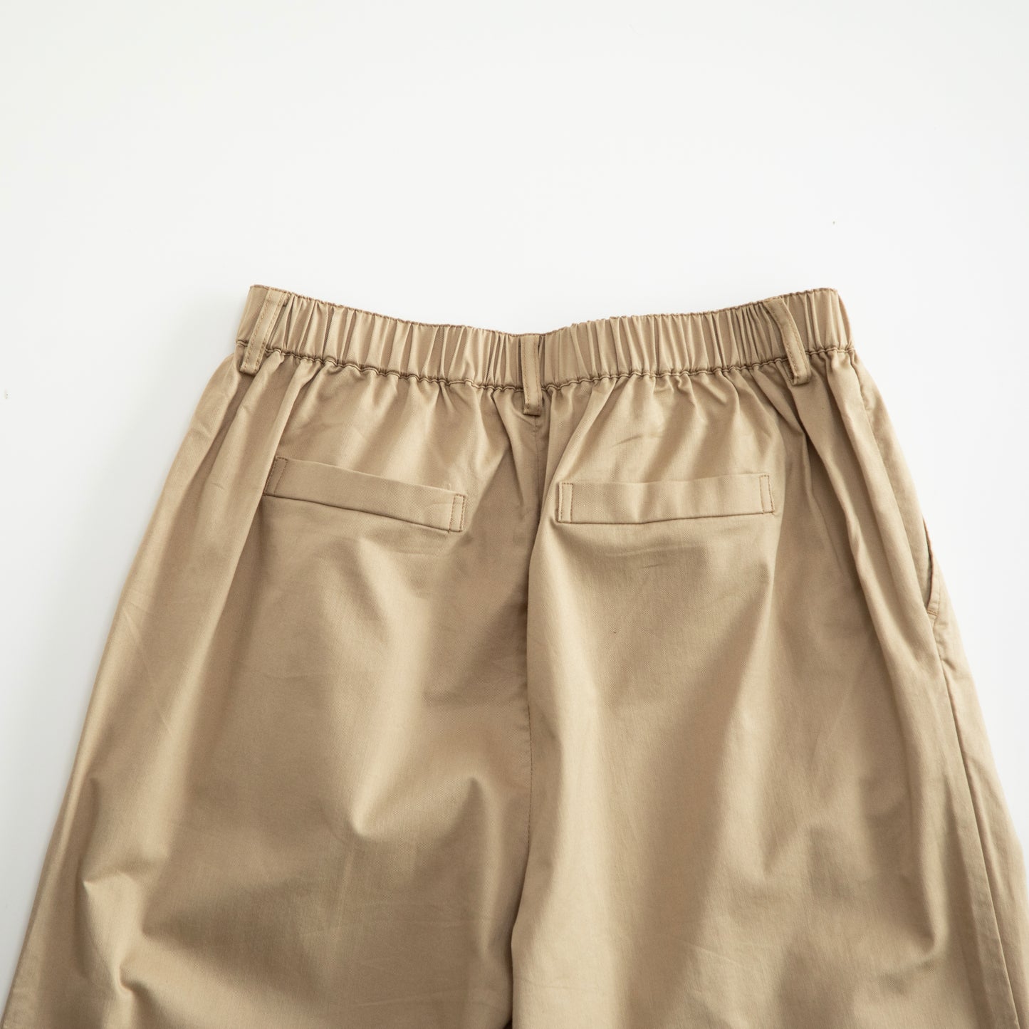 キレイNANOタックワイドチノパンツ