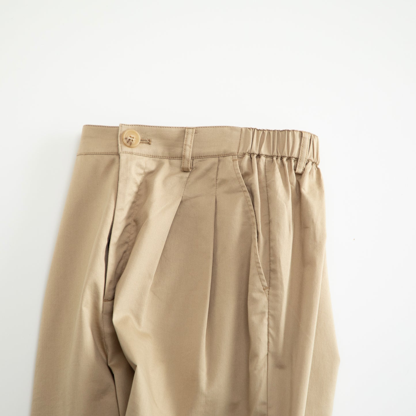 キレイNANOタックワイドチノパンツ