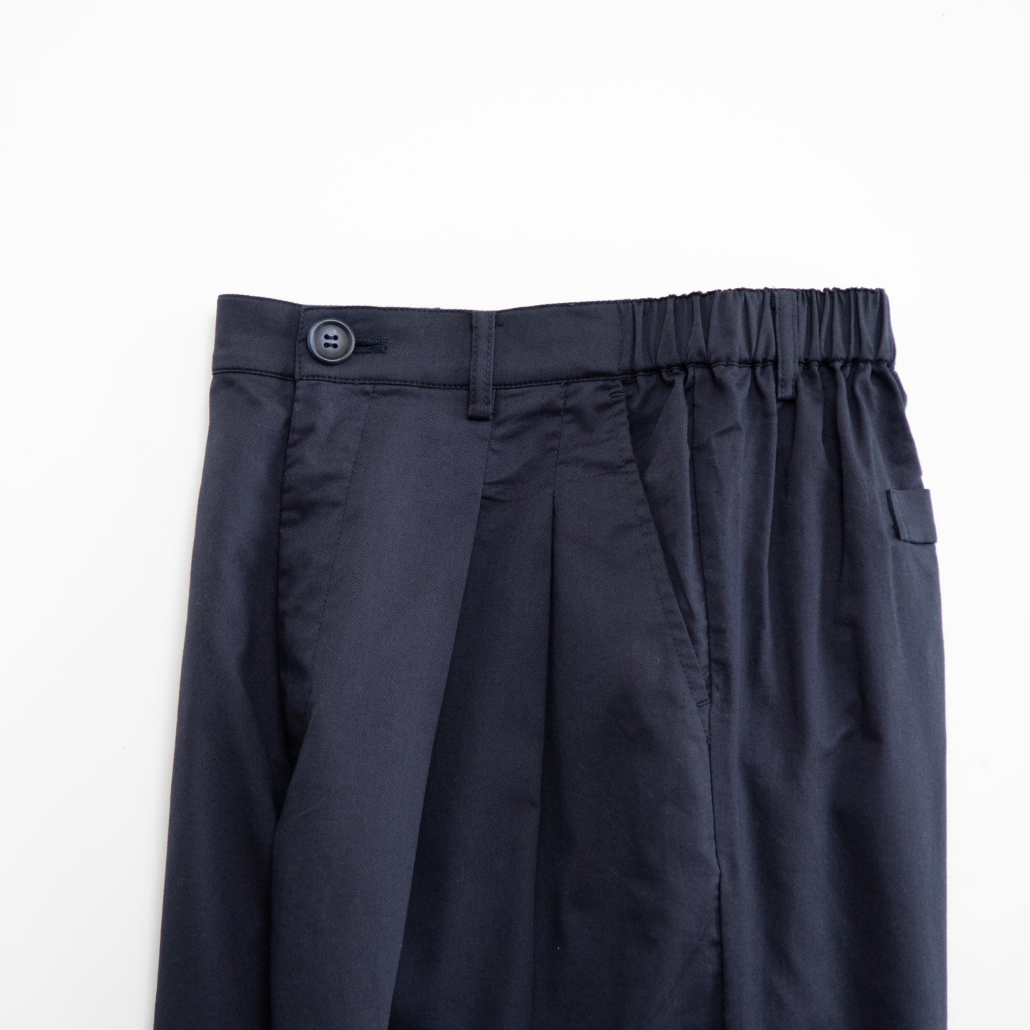 キレイNANOタックワイドチノパンツ