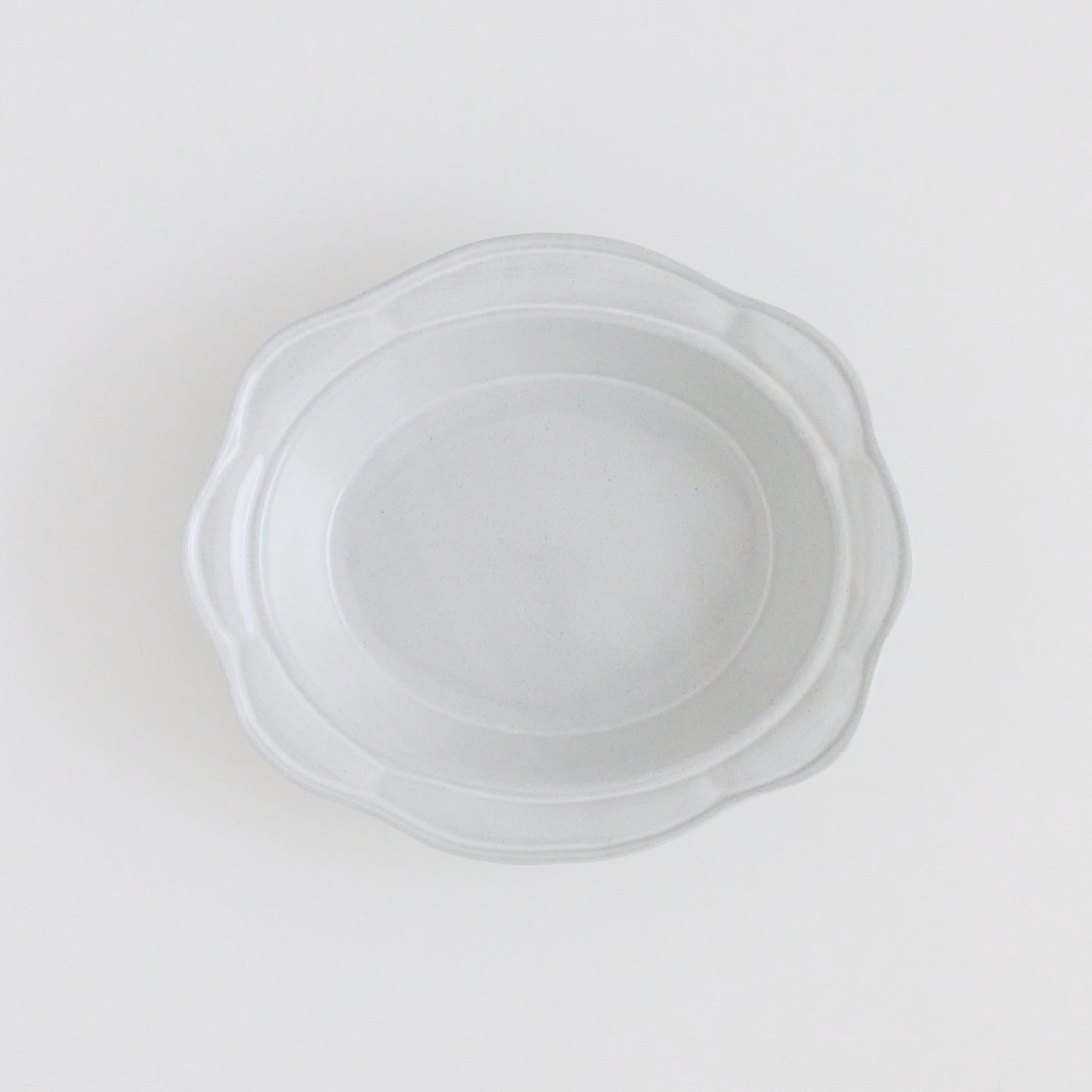 ホワイトグレー 西洋花楕円皿【よしざわ窯】