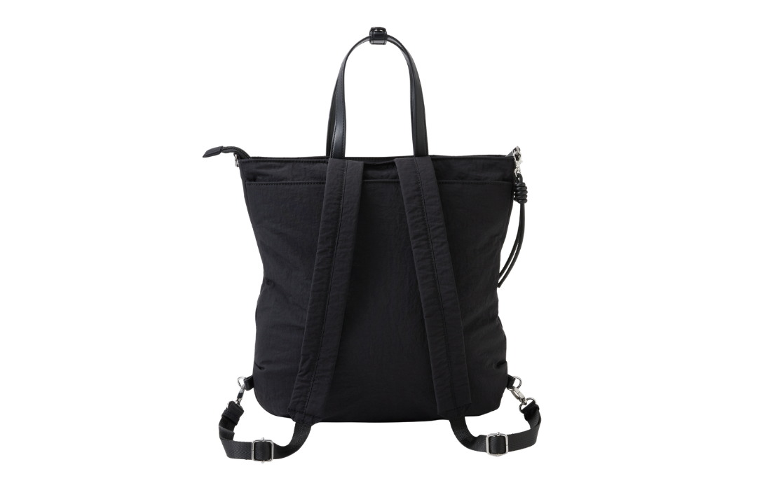 リュックにもなる軽やか3WAYバッグ【フェリシモ×ことりっぷ】