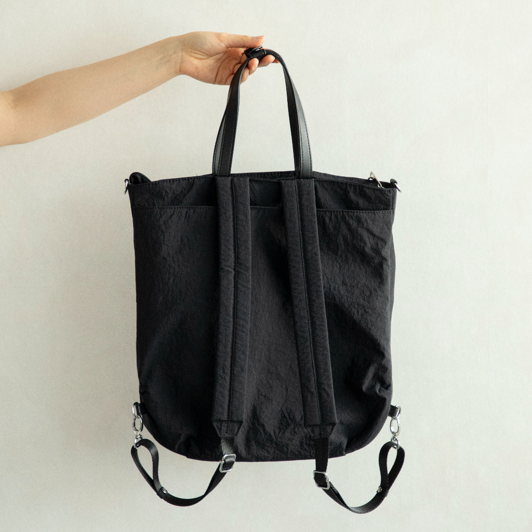 リュックにもなる軽やか3WAYバッグ【フェリシモ×ことりっぷ】